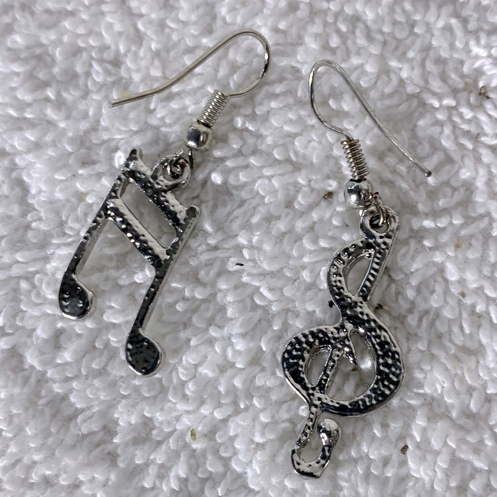 Silver Musical Note Earrings - Picture 2 of 8